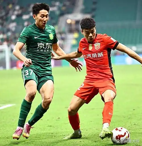 足协杯爆冷夜后转会暗流涌动：国安海港补强在即，多队核心遭挖角